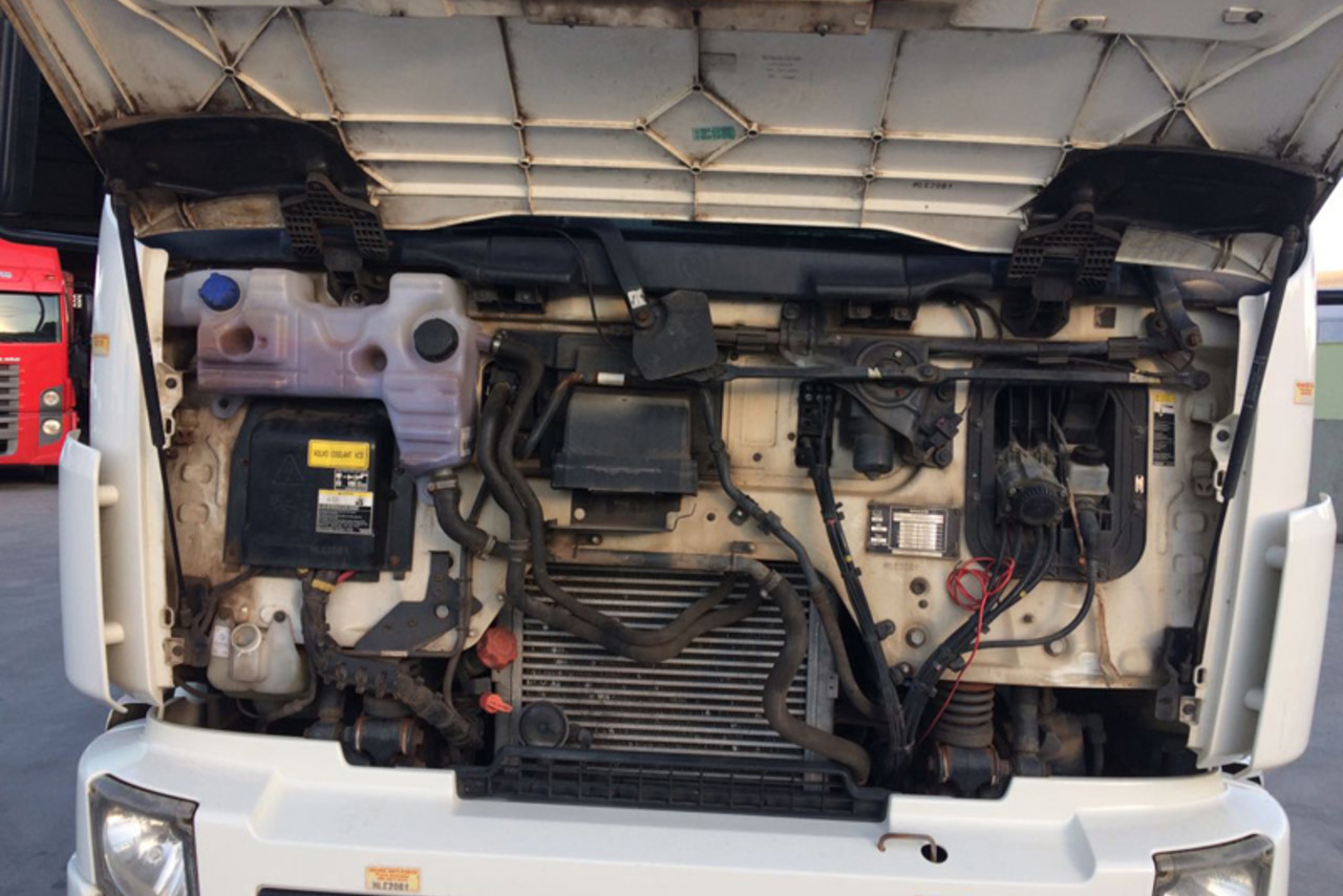 Volvo VM 270 - 12/12 10