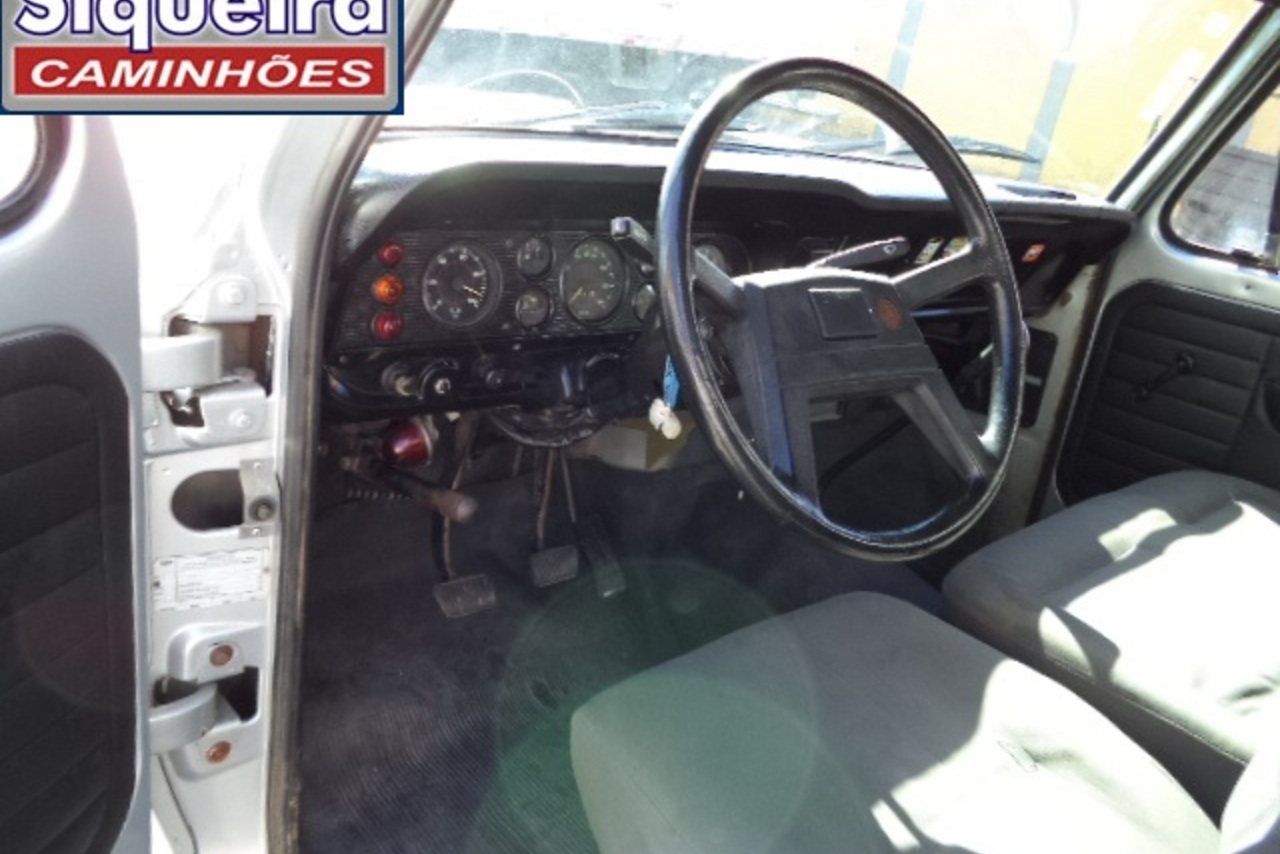 Ford F4000 - 89/89 9