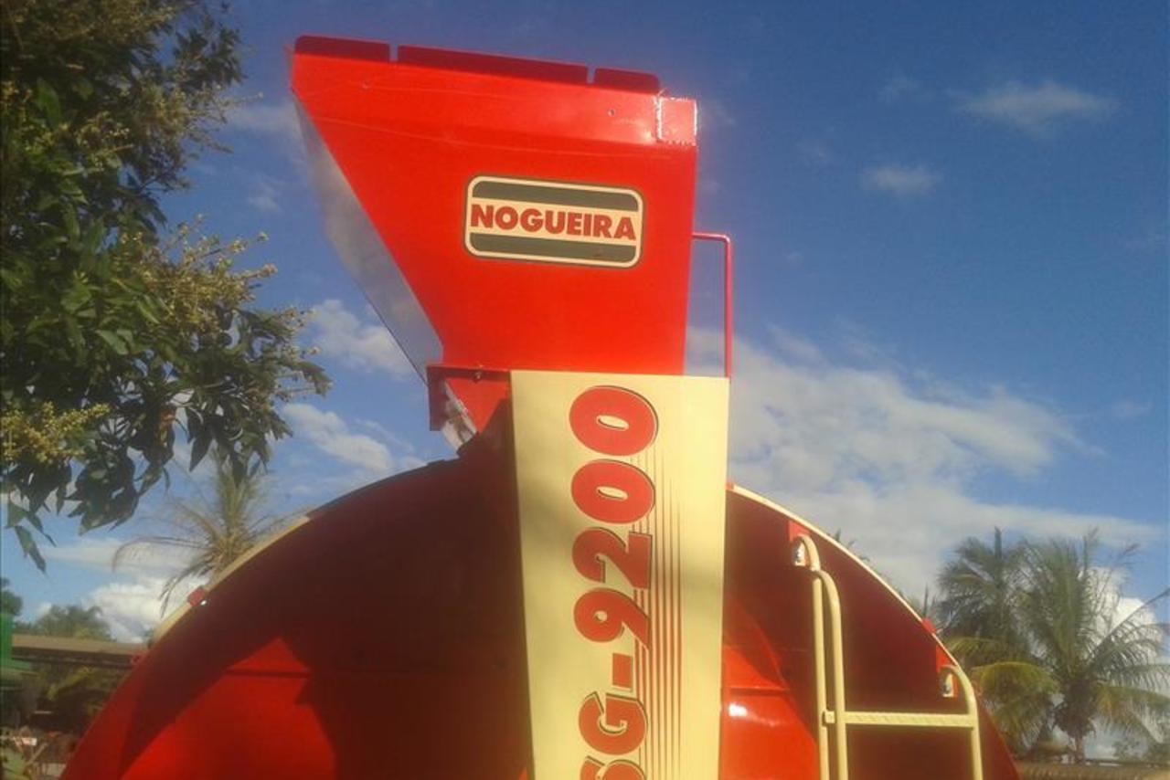 Nogueira  NSG 9200 -  2