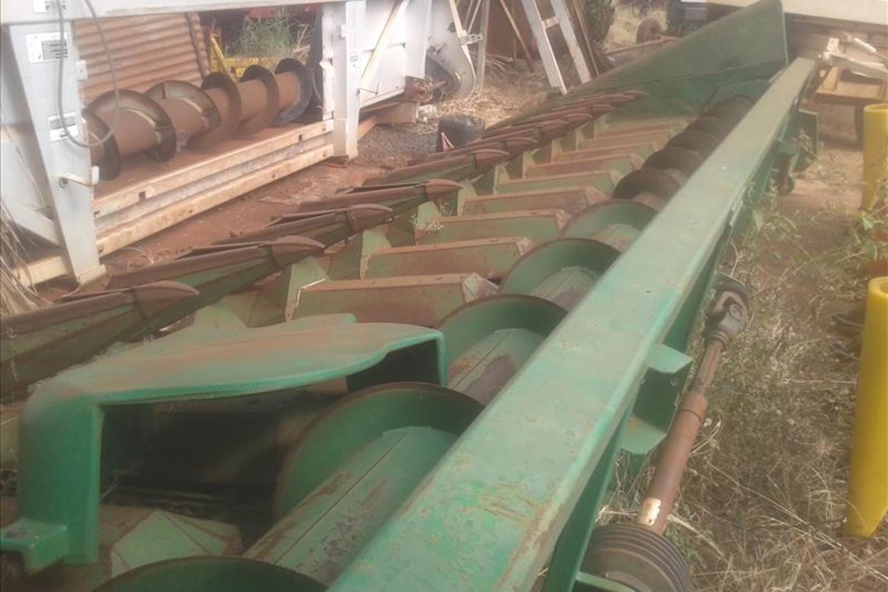 John Deere Milho -  9