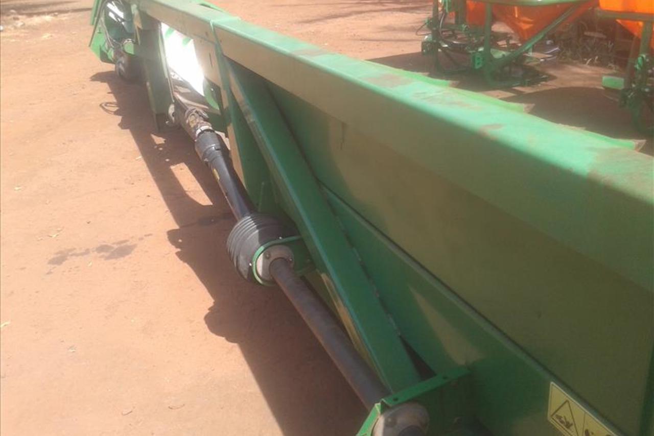 John Deere Milho - 12/12 10