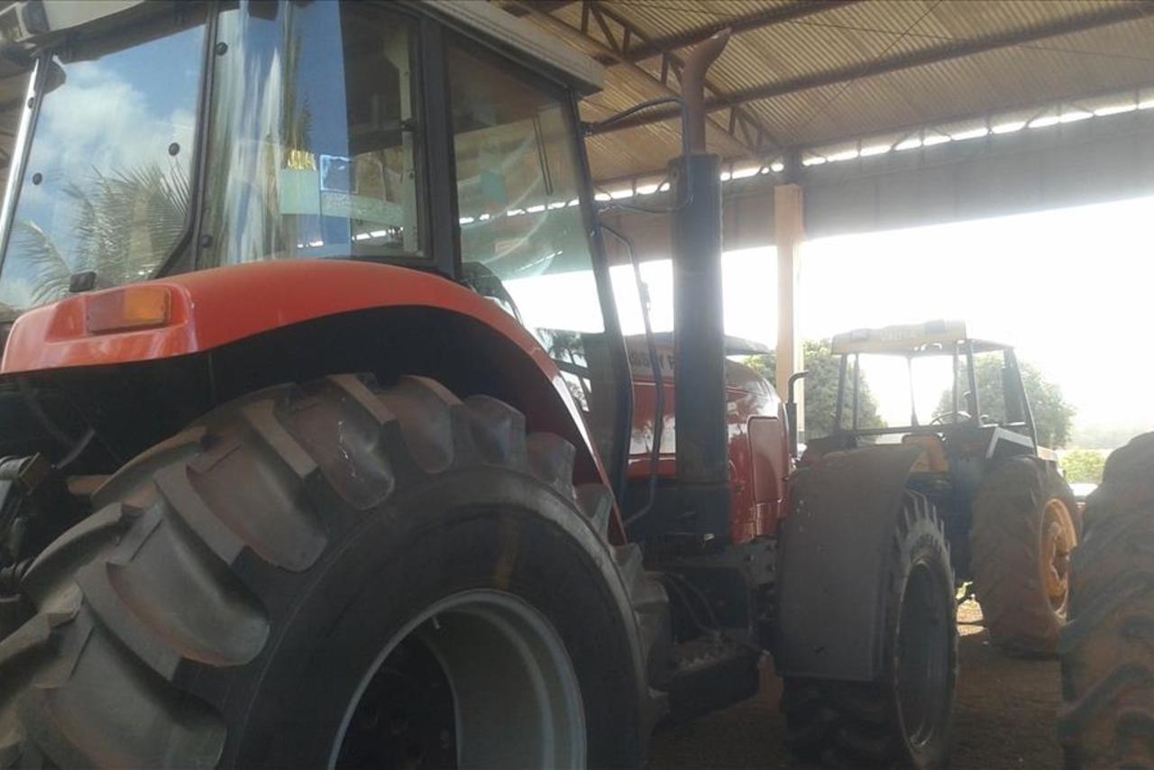 Massey Ferguson 6350 - 09/09 11