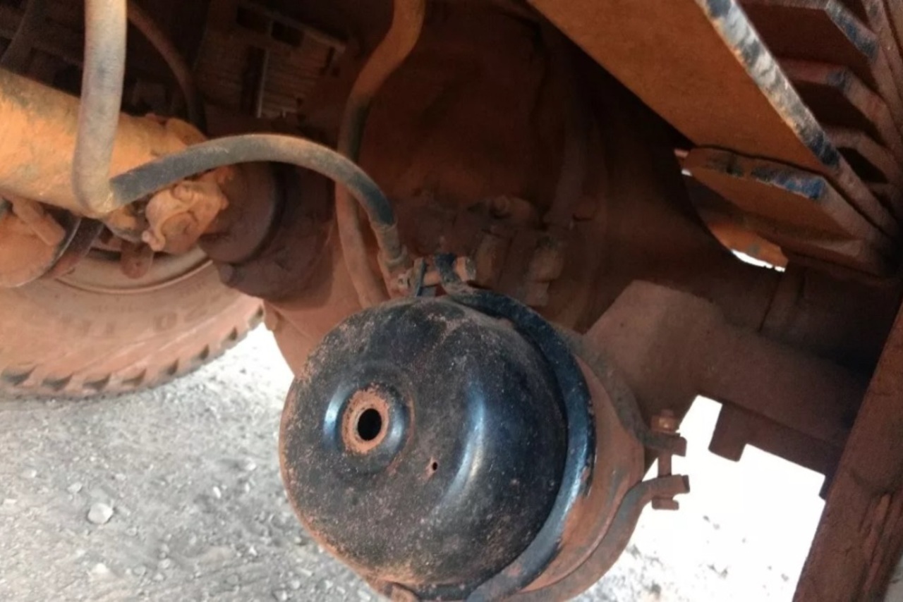 Ford F600 - 78/78 9
