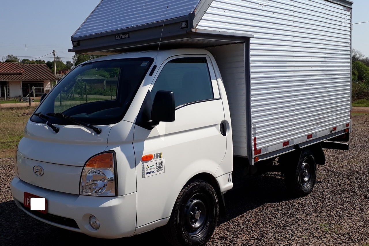 Hyundai HR - 08/09 1