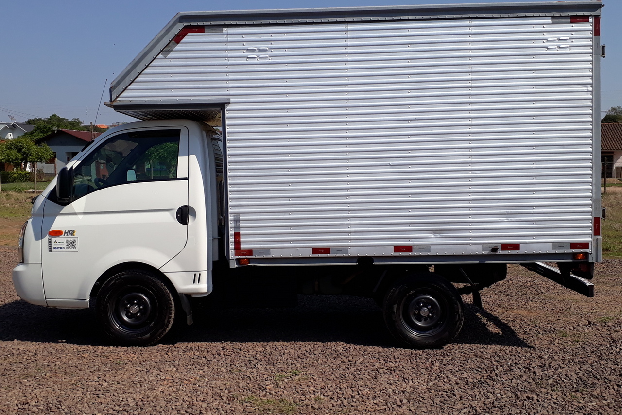 Hyundai HR - 08/09 4