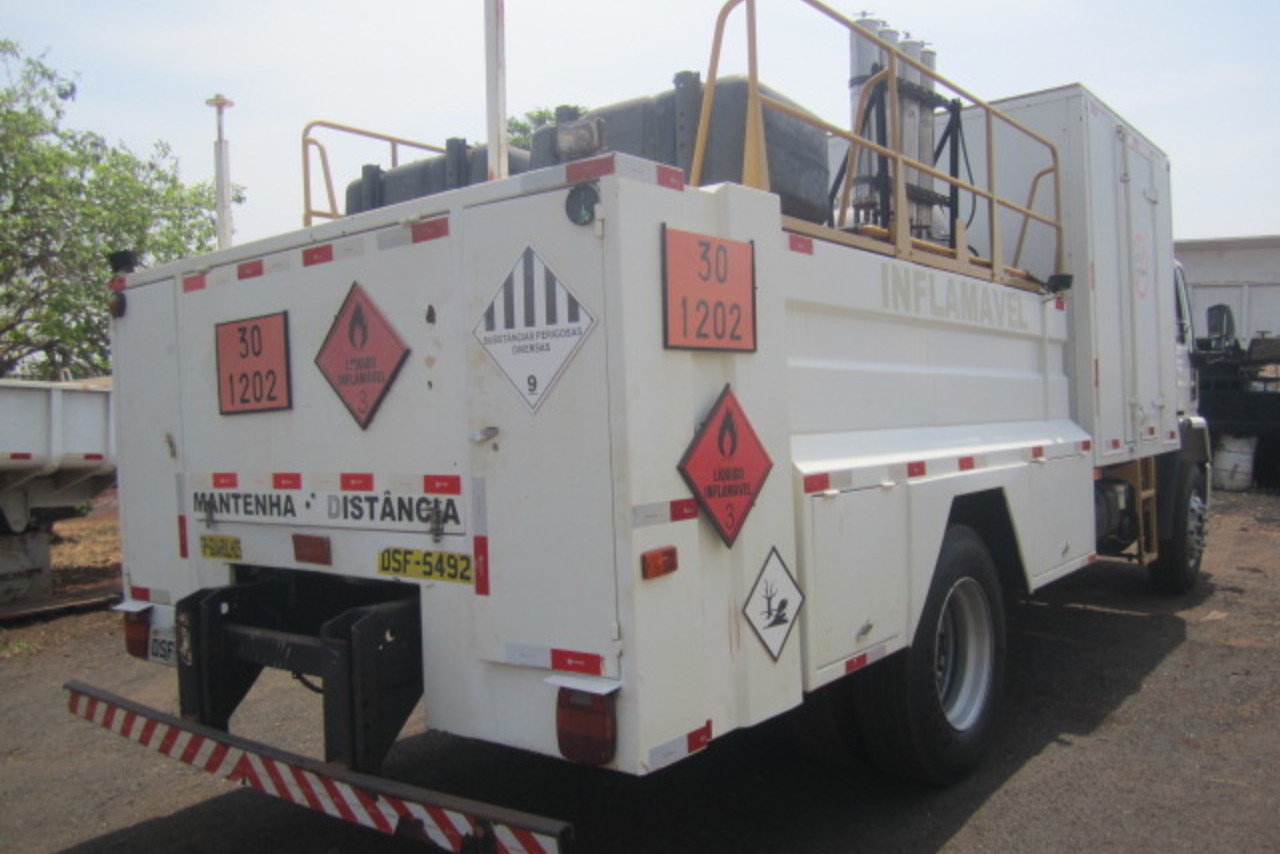 Ford Cargo1517 - 06/06 4