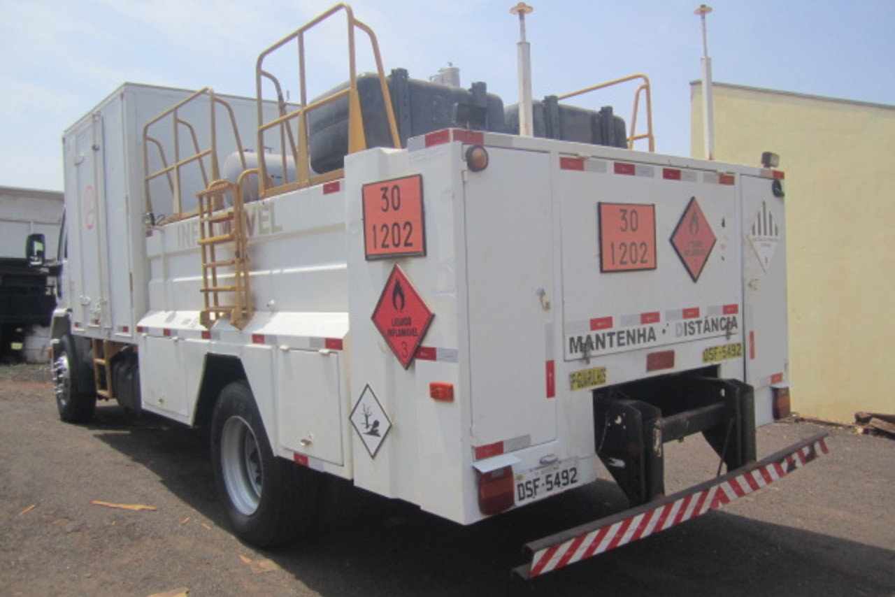 Ford Cargo1517 - 06/06 5