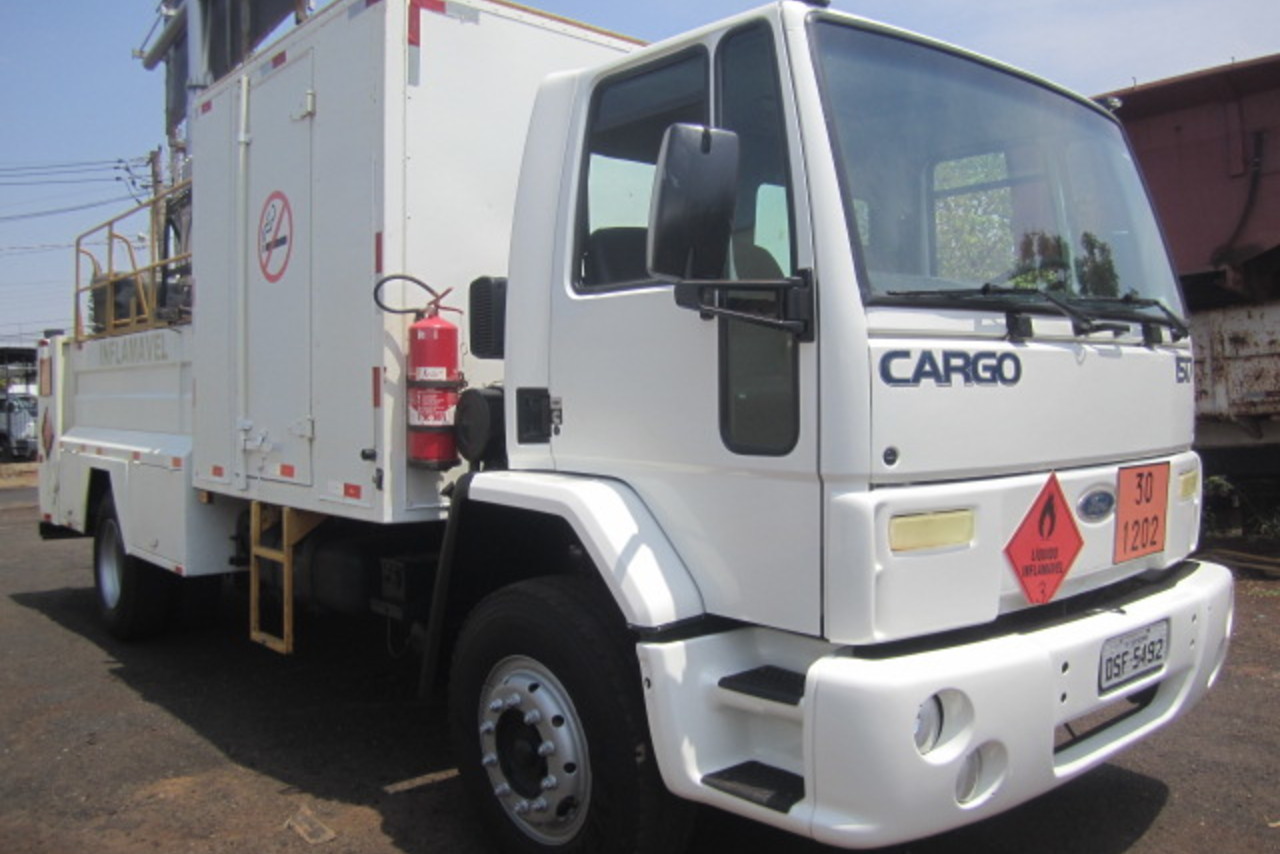 Ford Cargo1517 - 06/06 10