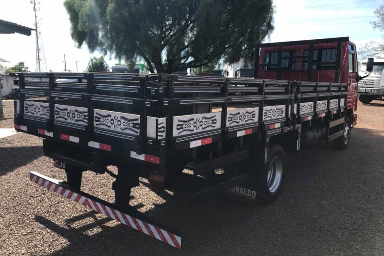 Ford Cargo815 - 04/04 13