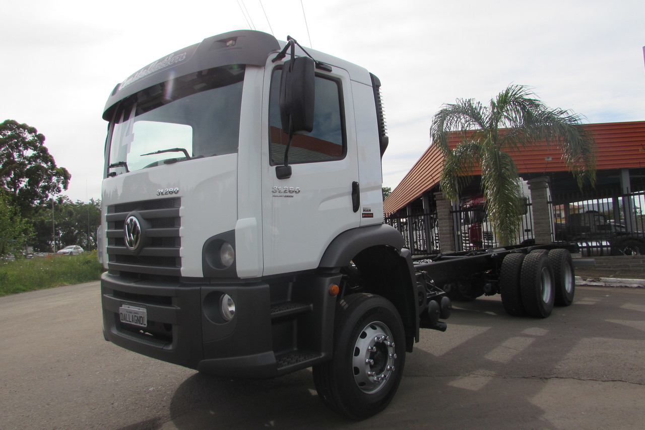 Volkswagen 31-280 E Constel. 6x4 - 14/14 6