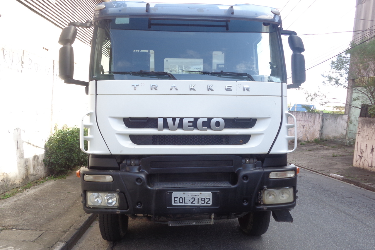Iveco Trakker 380 - 09/09 7