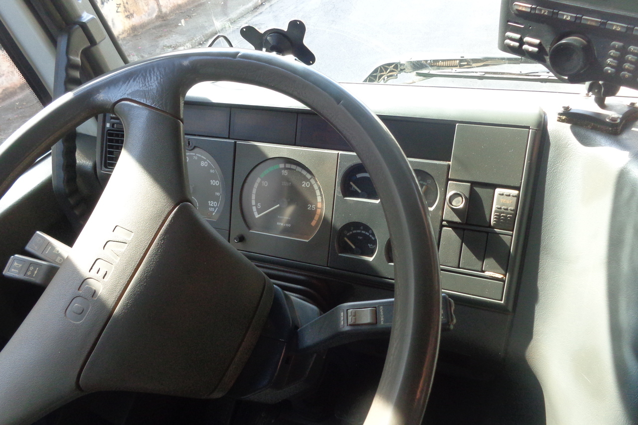 Iveco Trakker 380 - 09/09 20
