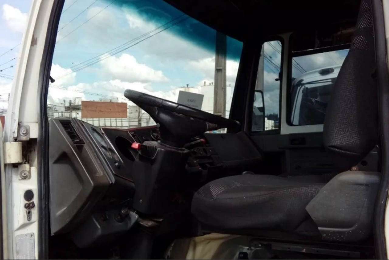 Ford Cargo3224 - 95/95 3