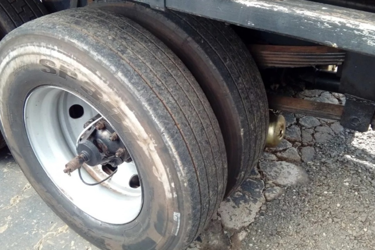 Ford Cargo3224 - 95/95 7