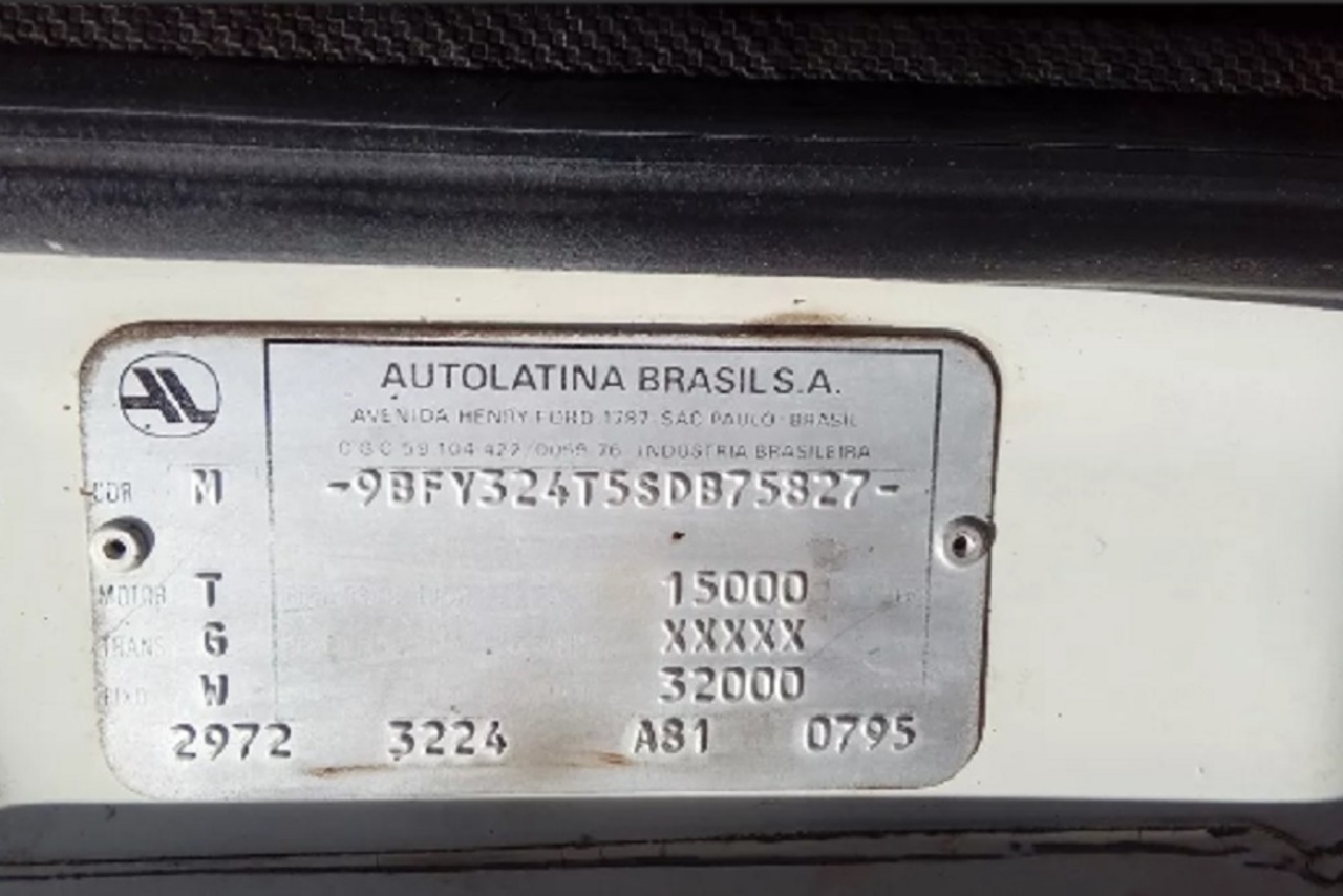 Ford Cargo3224 - 95/95 11