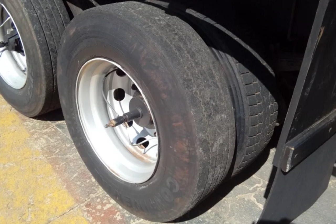 Ford Cargo3224 - 95/95 12