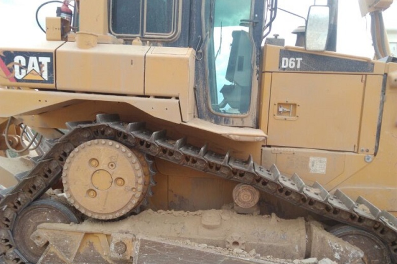 Caterpillar D6T XL - 15/15 7