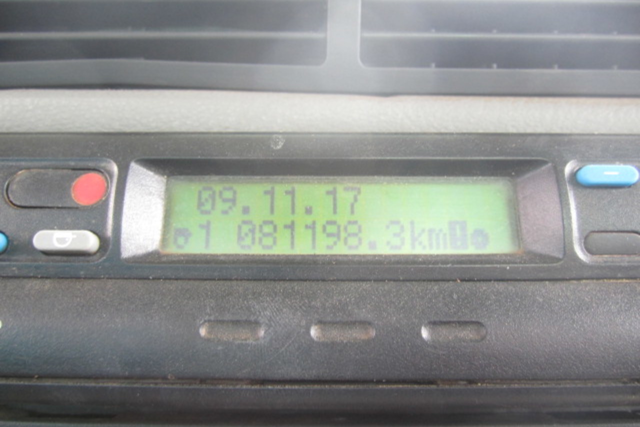 Volkswagen 26-260 - 11/12 8