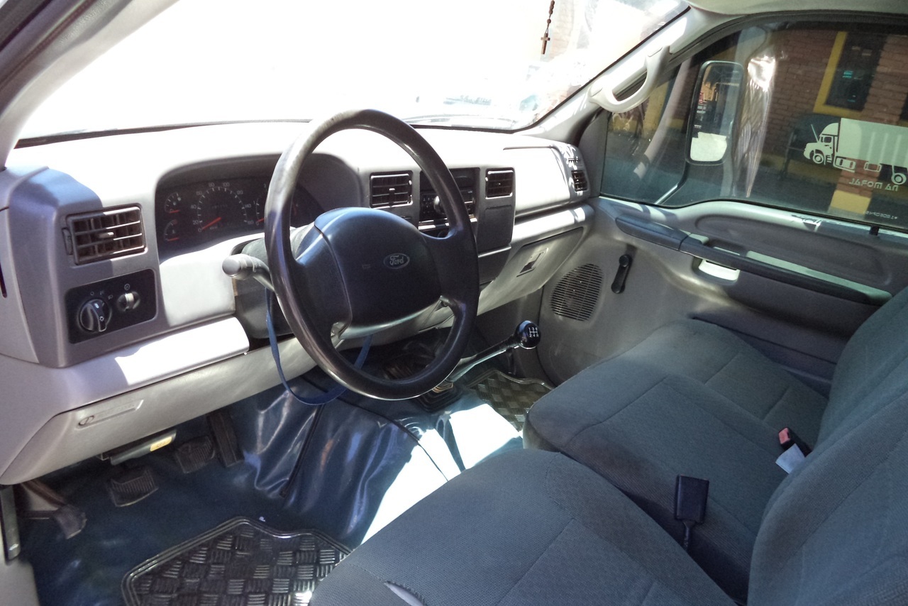 Ford F350 - 02/02 6