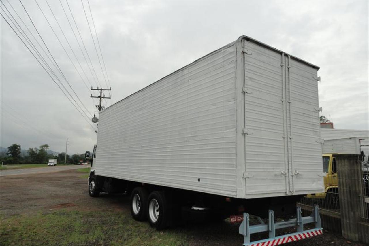 Ford Cargo2428 - 08/08 2