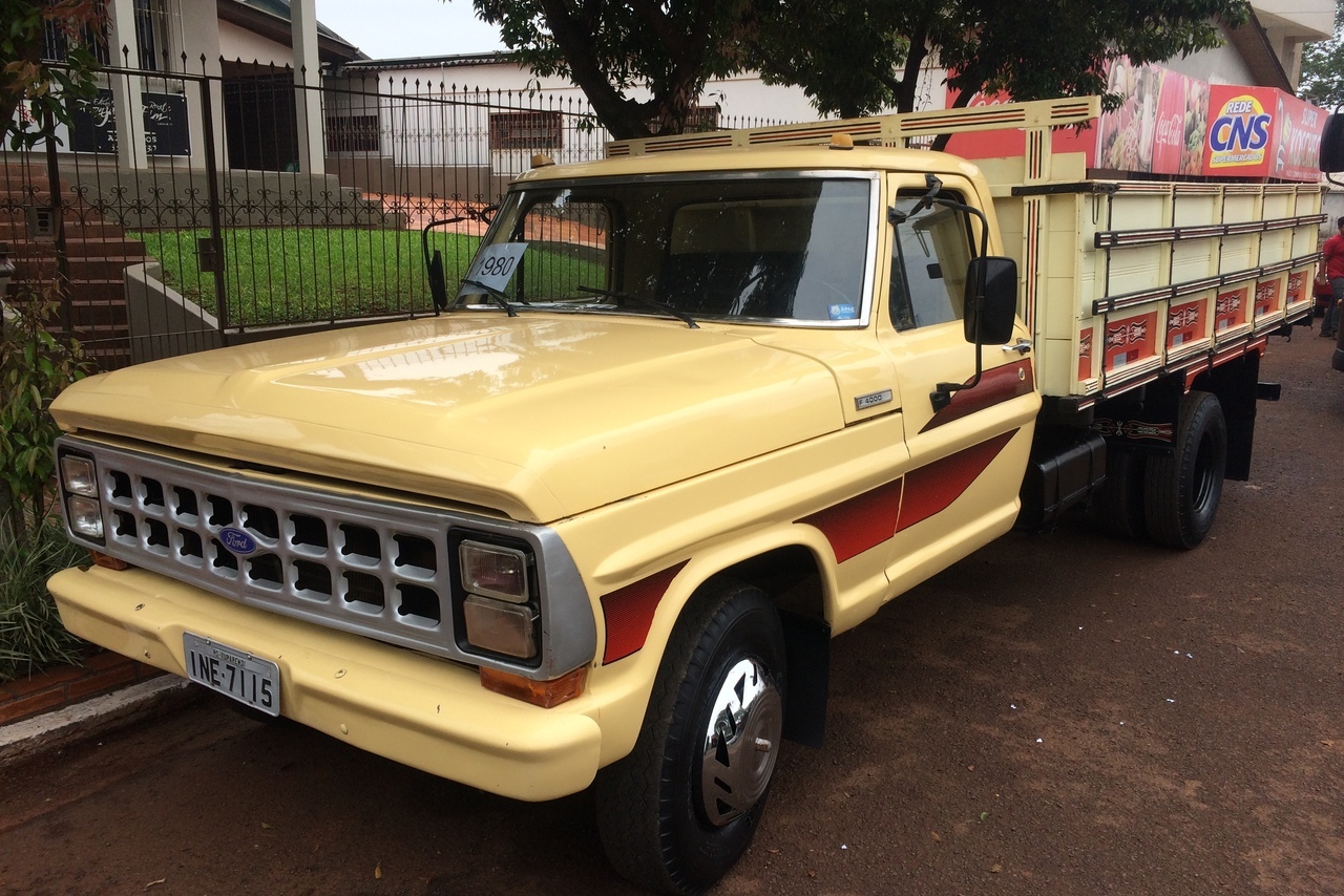 Ford F4000 - 80/80 3