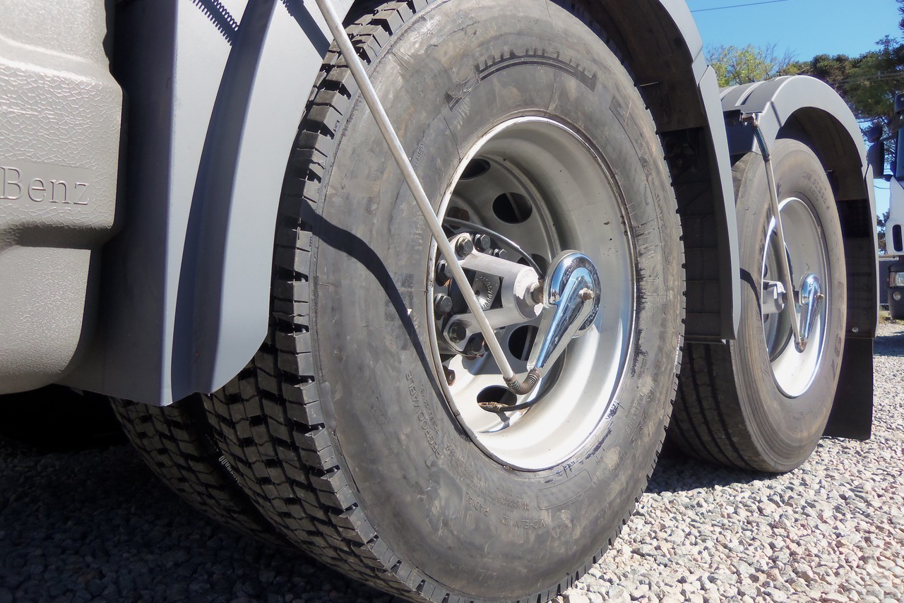 Mercedes Benz Axor 2544 - 16/16 10