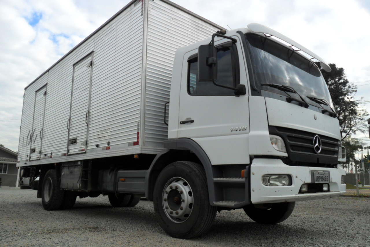 Mercedes Benz MB 1418 - 09/09 6