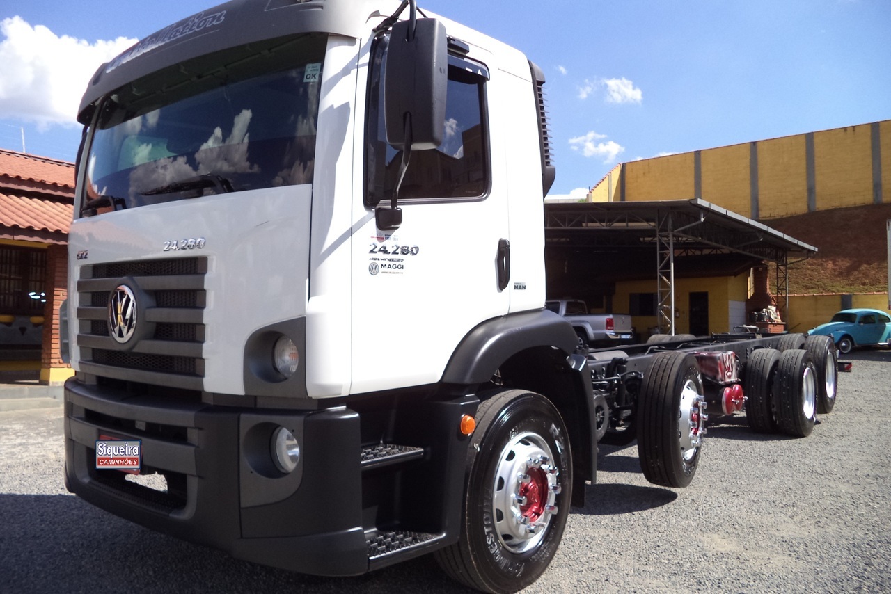 Volkswagen 24-280 E Constellation 6x2 - 14/14 2