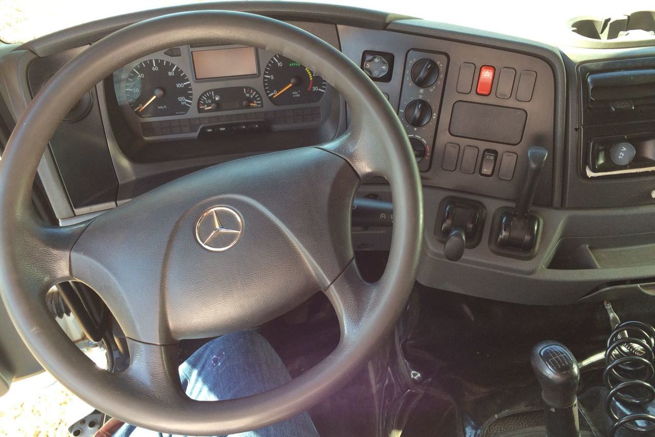 Mercedes Benz Axor 1933 - 10/10 2