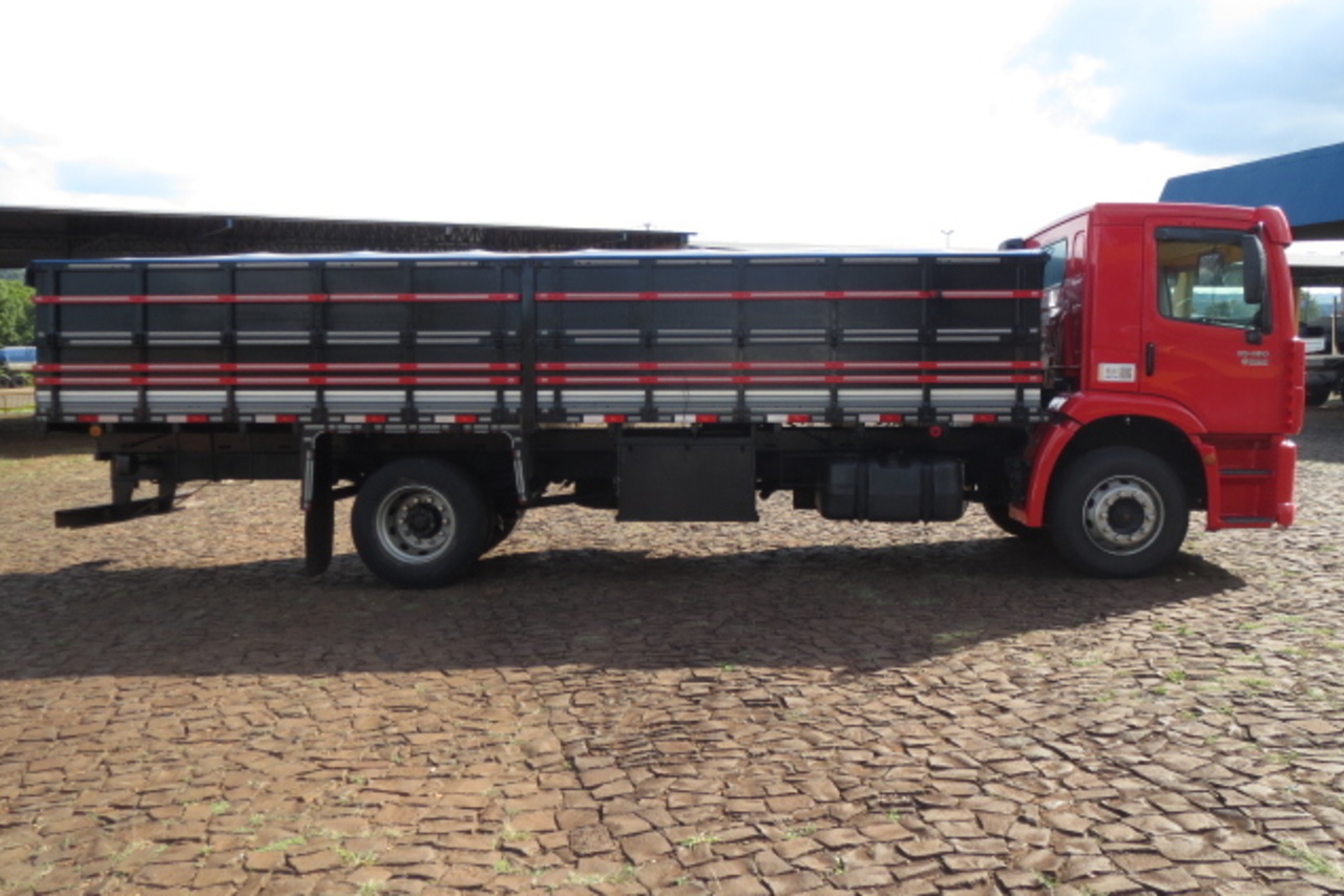 Volkswagen 15-180 E Constellation - 09/09 8