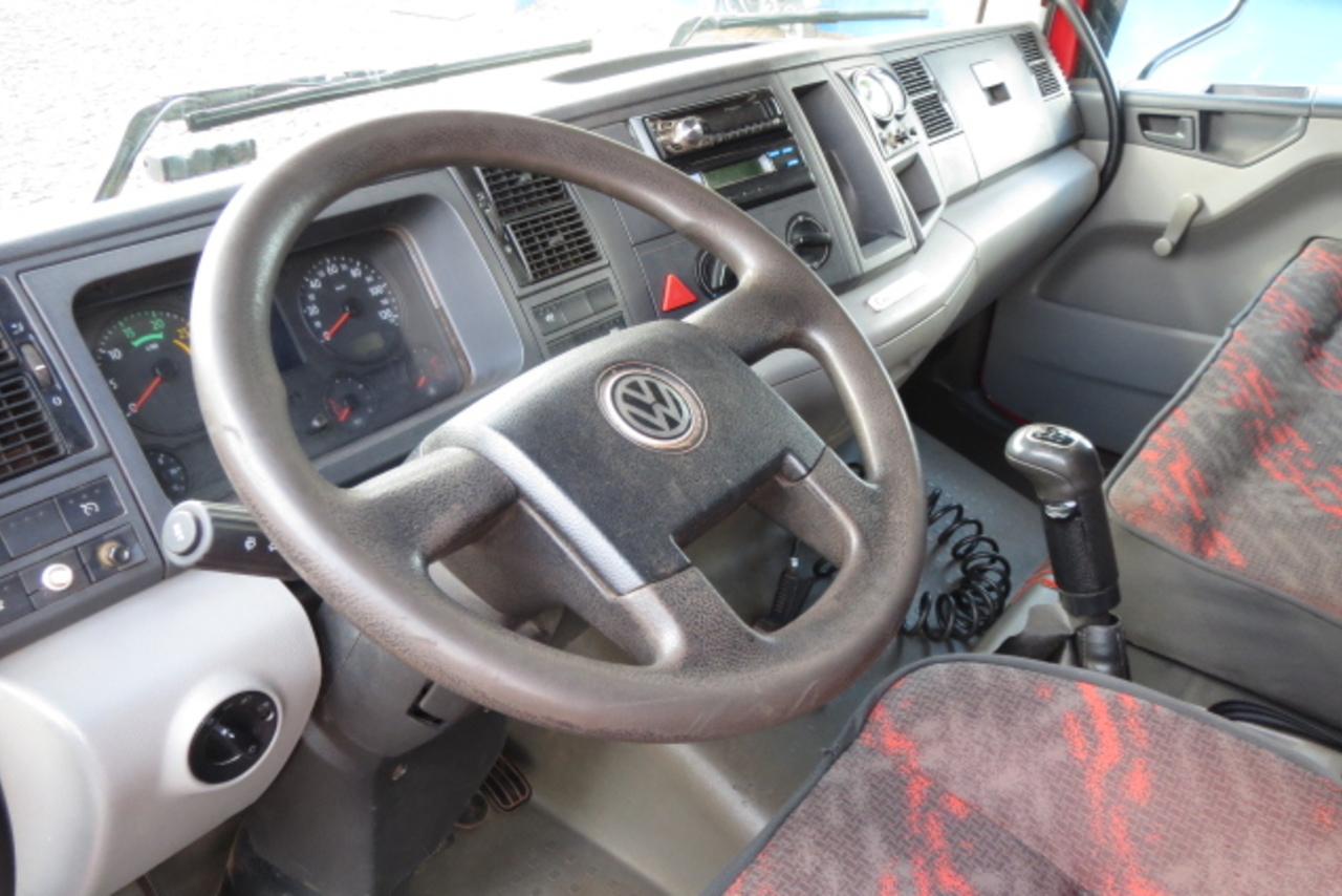 Volkswagen 15-180 E Constellation - 09/09 15