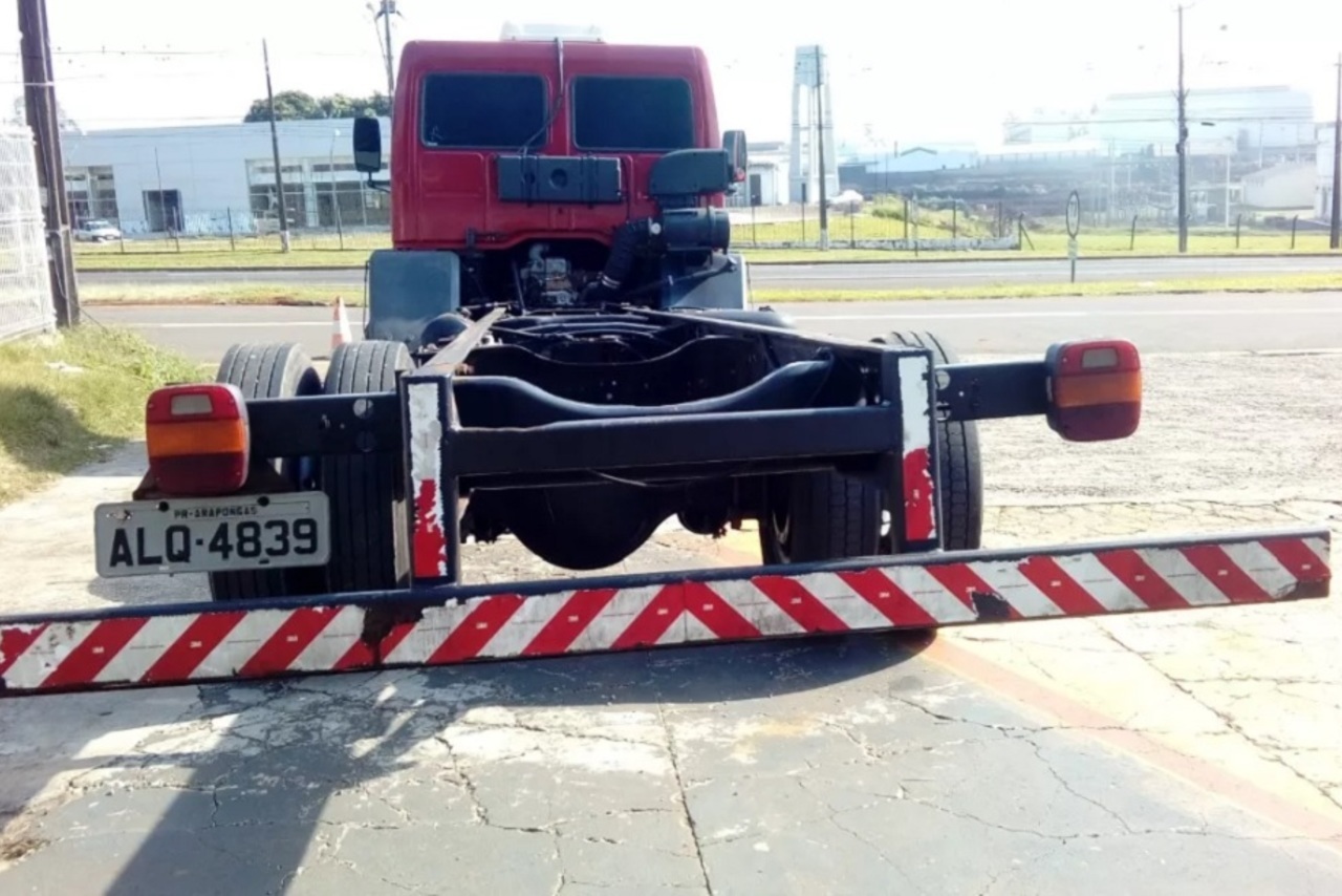 Ford Cargo1717 - 03/03 6