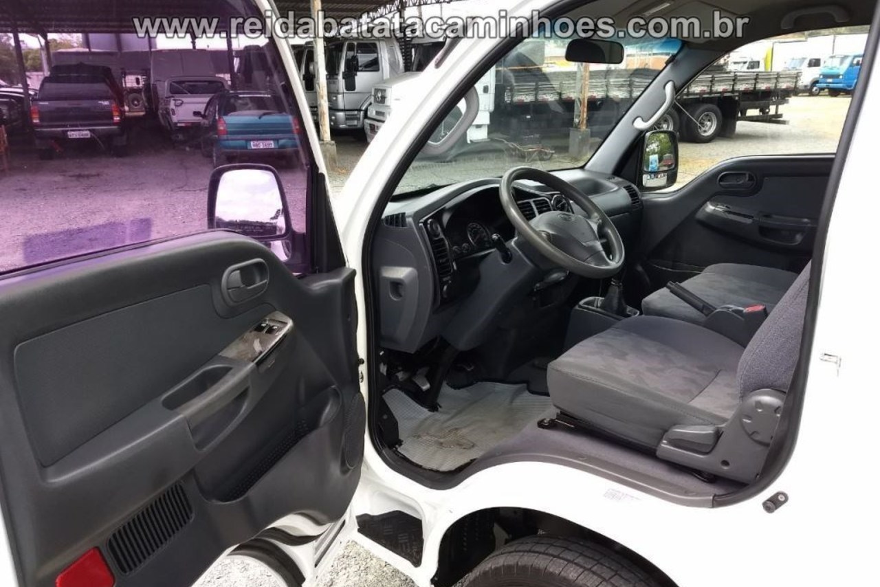 KIA Bongo K-2500 - 09/09 7
