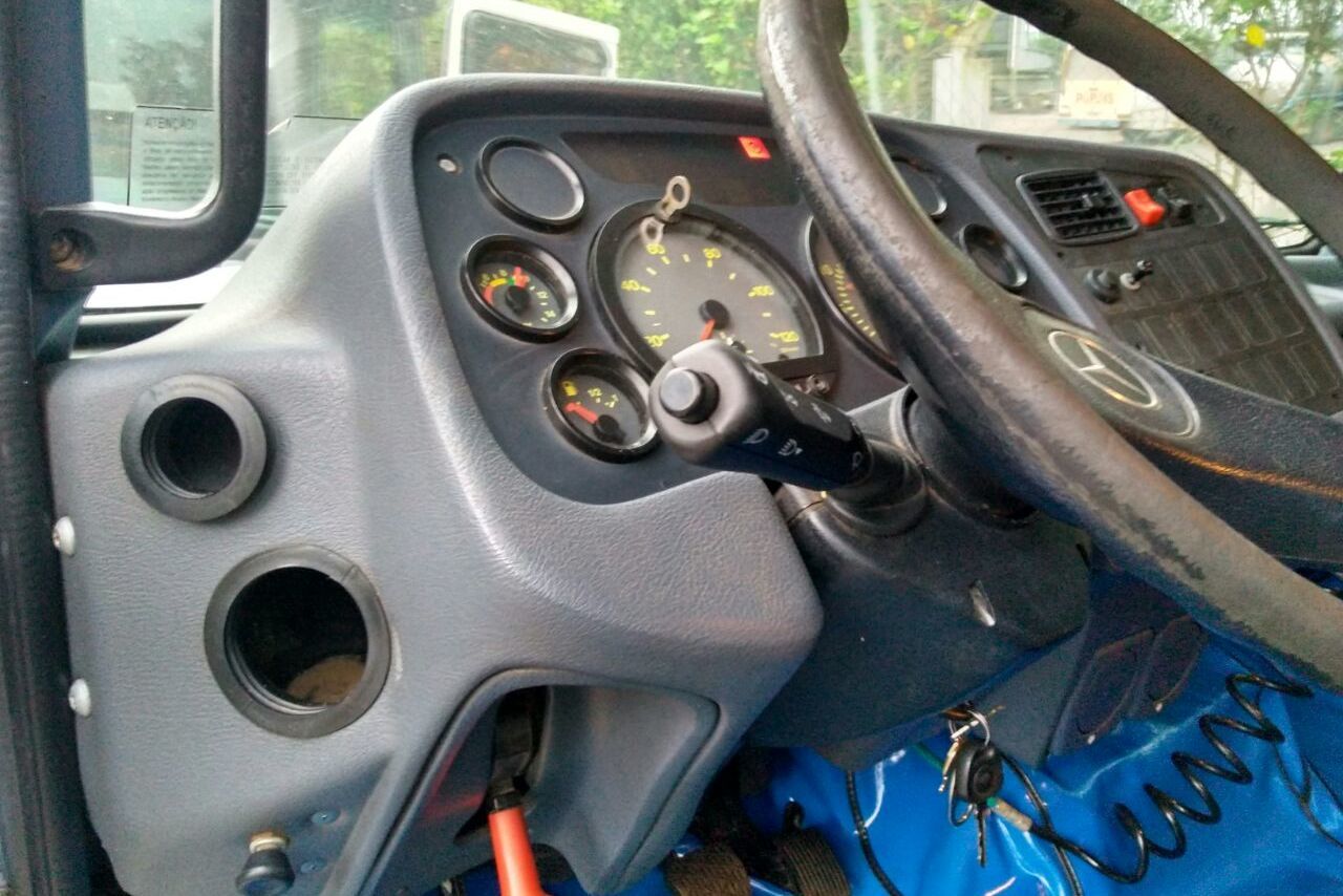 Mercedes Benz MB 1620 - 11/11 10