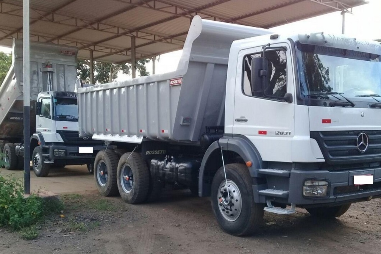 Mercedes Benz Axor 2831 - 08/08 2