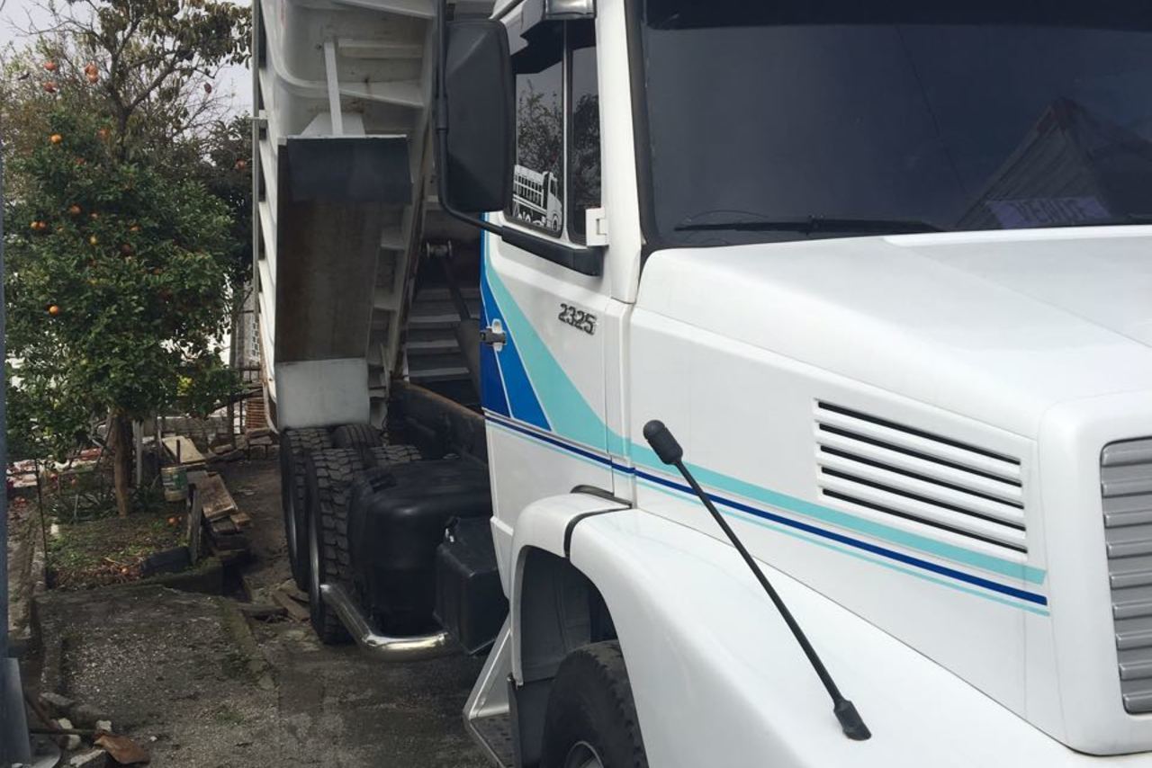 Mercedes Benz MB 2325 - 99/99 3