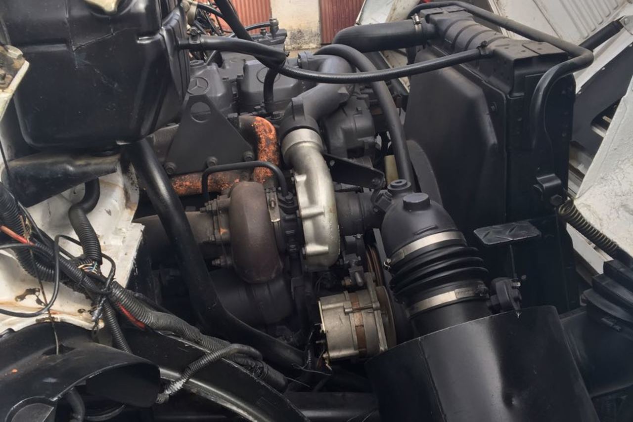 Mercedes Benz MB 2325 - 99/99 5