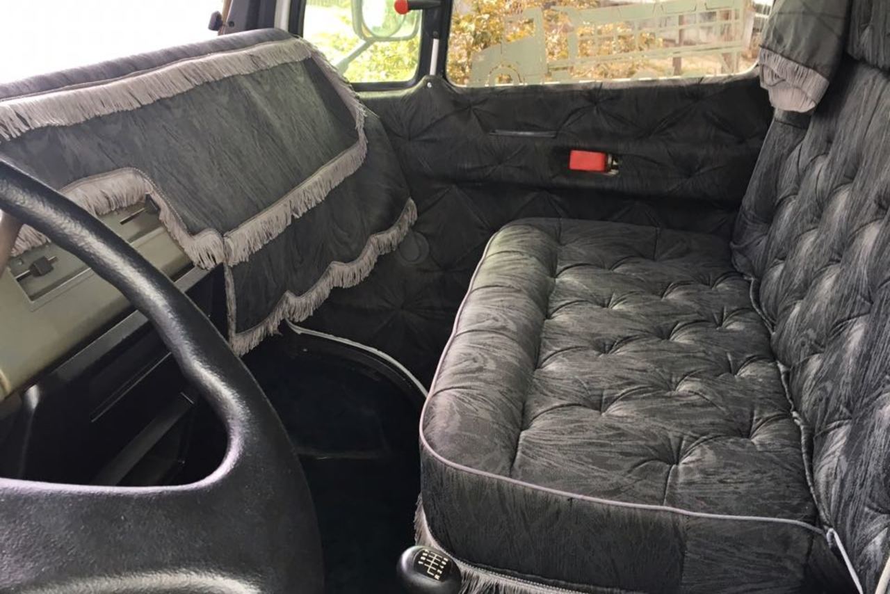 Mercedes Benz MB 2325 - 99/99 8