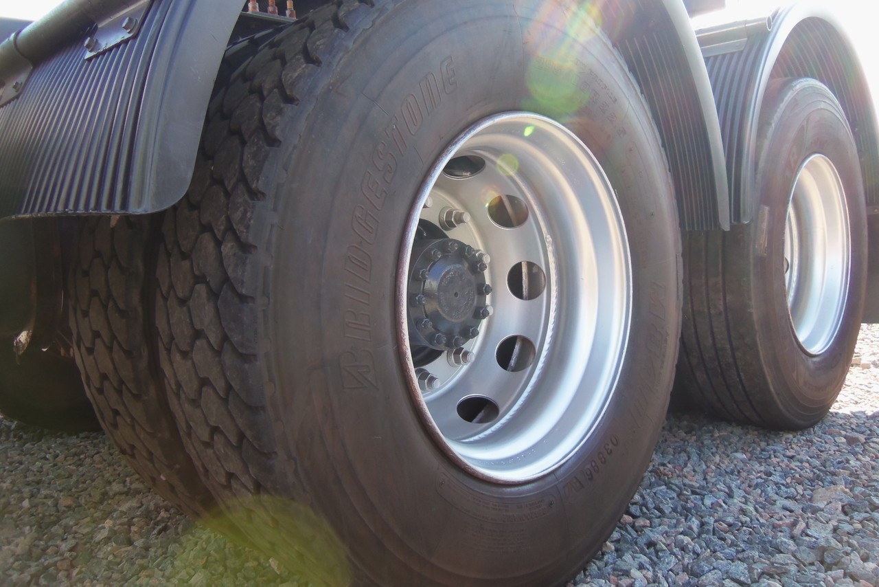 Volvo FM370 - 14/14 5