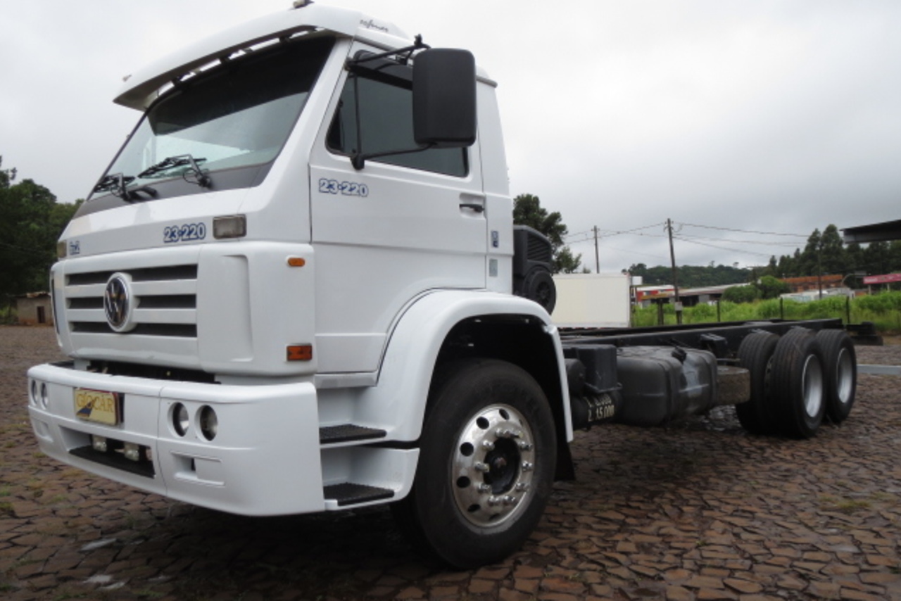 Volkswagen 23 220 - 03/03 4