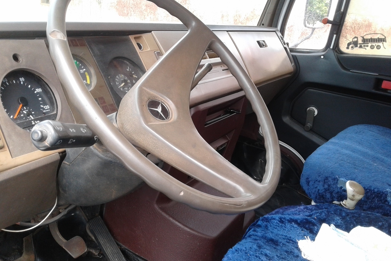 Mercedes Benz MB 2325 - 93/93 3