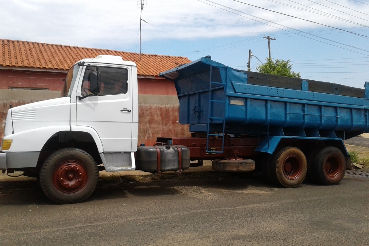 Mercedes Benz MB 2325 - 93/93 4