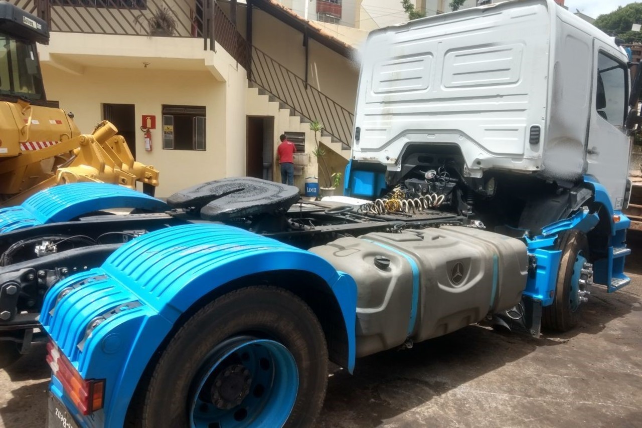 Mercedes Benz Axor 1933 - 10/10 16