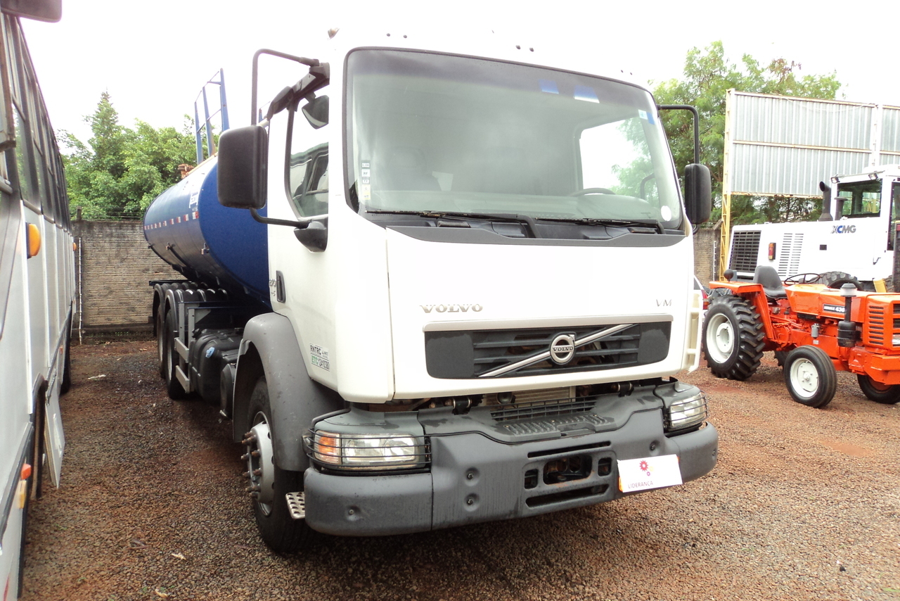 Volvo VM 270 - 12/12 3