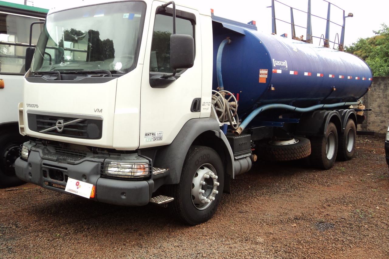 Volvo VM 270 - 12/12 4
