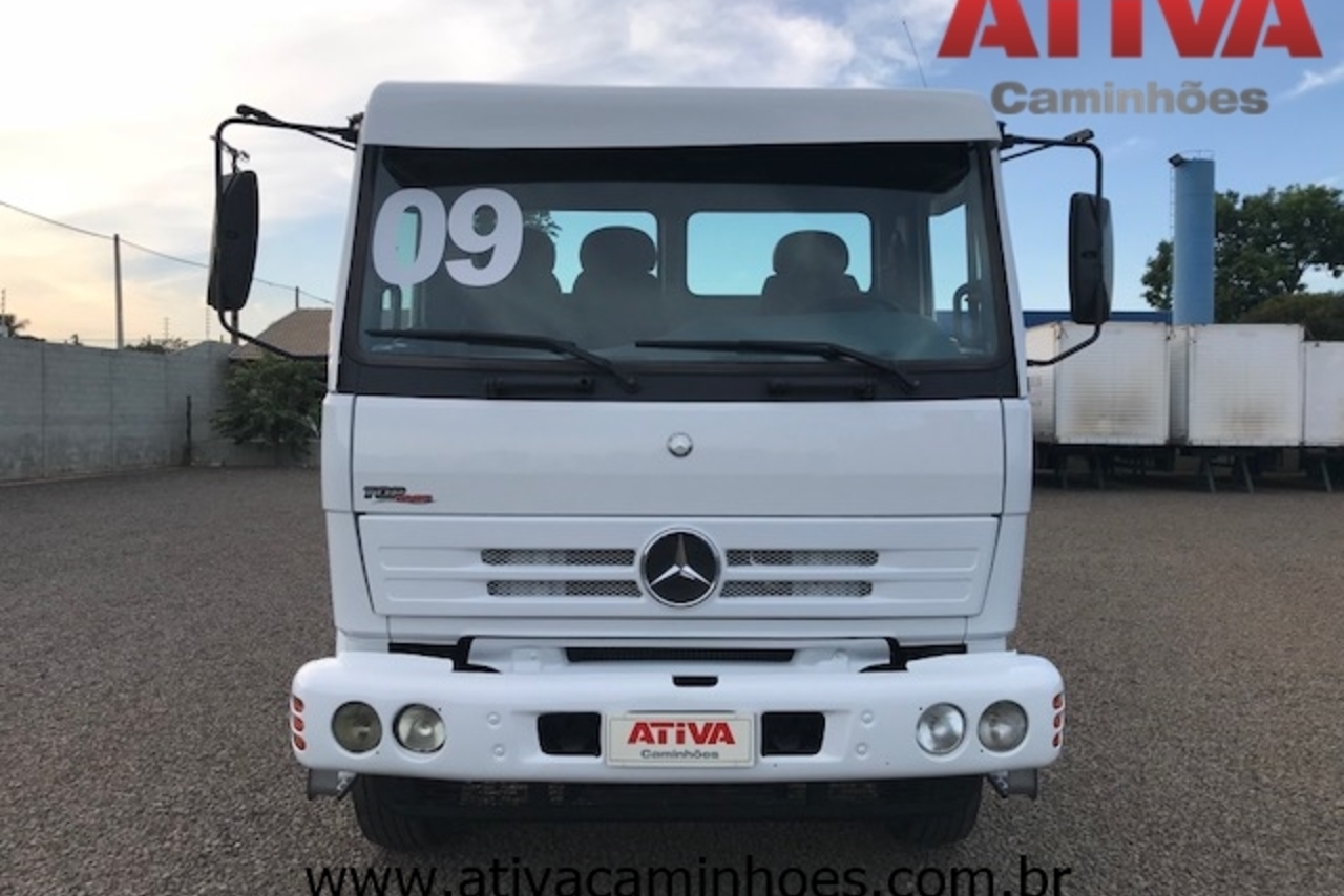 Mercedes Benz MB 1718 - 09/09 4