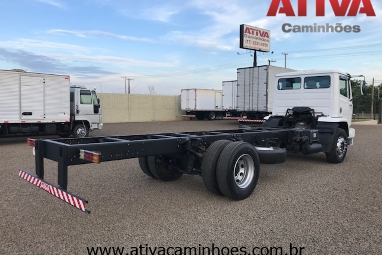 Mercedes Benz MB 1718 - 09/09 6