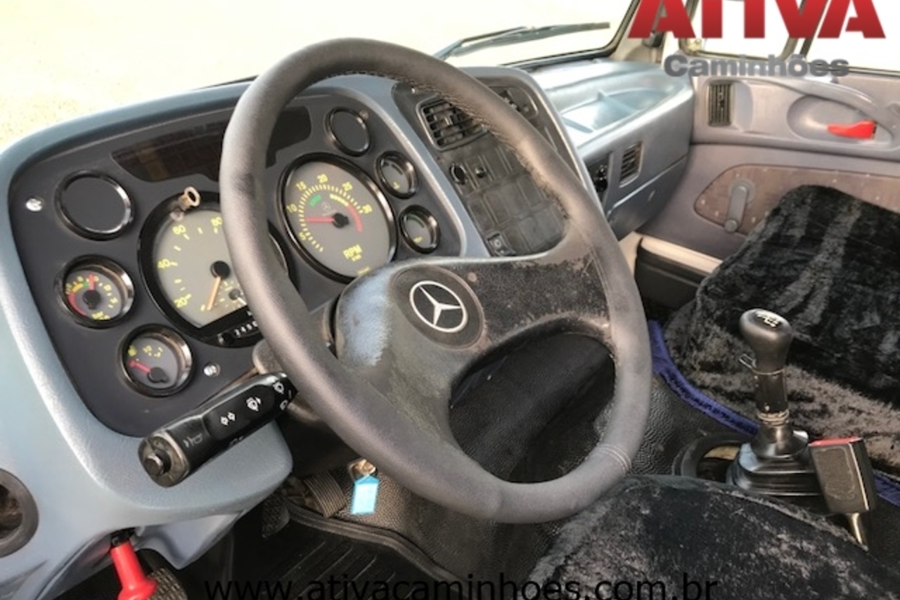 Mercedes Benz MB 1718 - 09/09 8