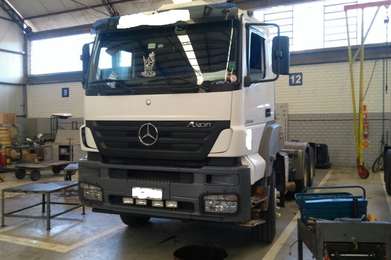 Mercedes Benz Axor 3344 - 09/09 3