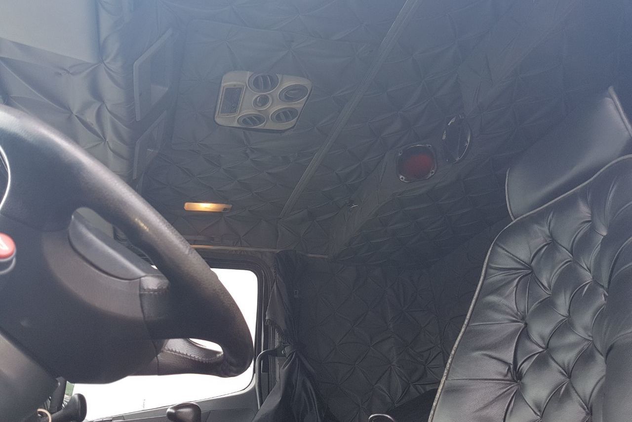 Mercedes Benz Axor 2035 - 06/06 2